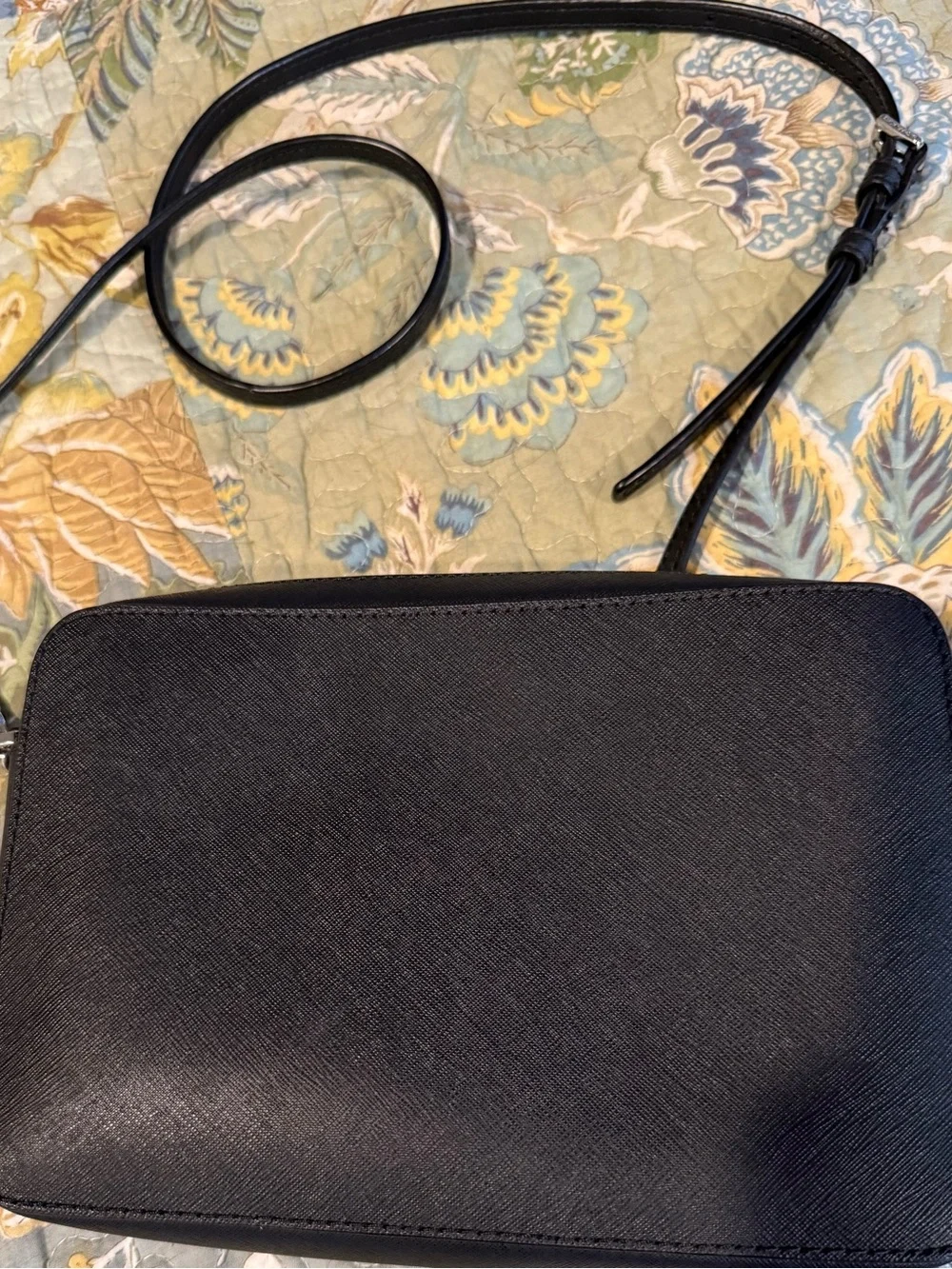 Michael Kors Black Saffiano Leather Crossbody Bag Jet Set Large